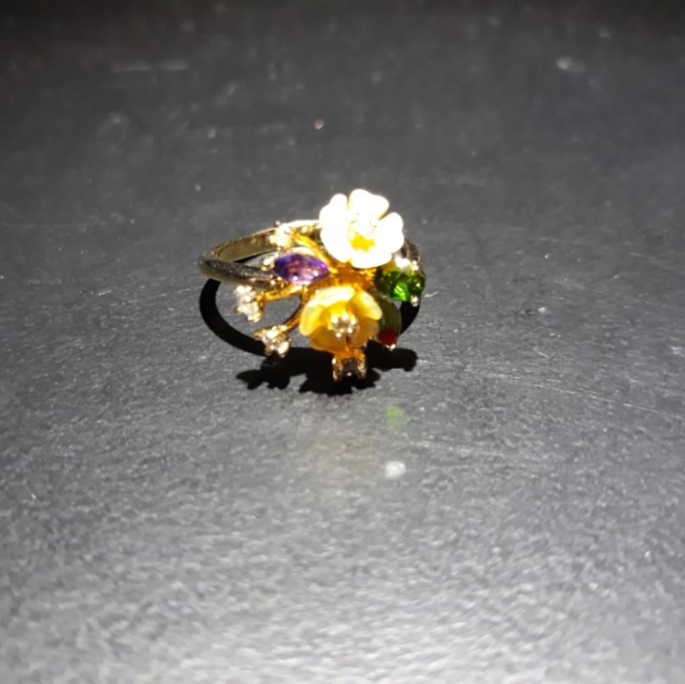 Yellow/White MOP Gemstone Ring a5